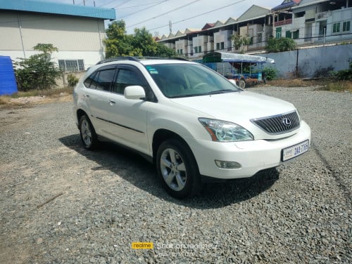 ចង់លកឡានRX330 05ប៉ុង1។