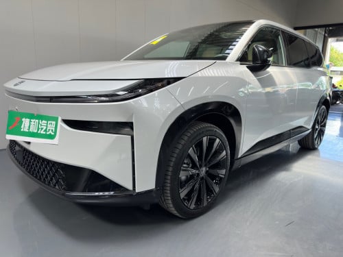 🎉ToYoTa Bz3x 2025