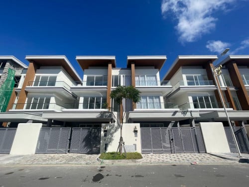 🏠ផ្ទះវីឡា ភ្លោះសម្រាប់ជួល