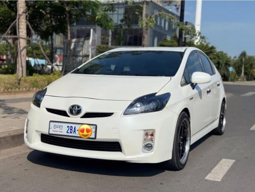 💥ស្តុកថ្មីរៀបចំហេីយ Prius011 option 2 up oopt