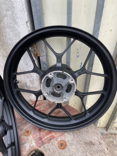 កាំសុីនWinnerXលក់