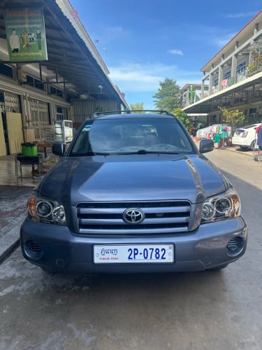 02​ V6 ប៉ុង​1​ Limited ឡានស្អាត​លក់ប្រញាប់លុយ​ 11000$