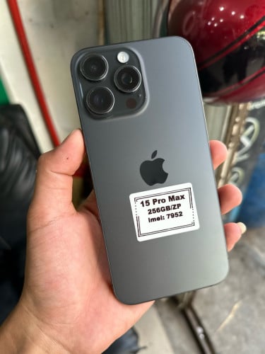 15 pro max ZP 256g សំណំហ្ស៊ីនណែន ស្ទើរតួតិចតិច ថ្ម81%