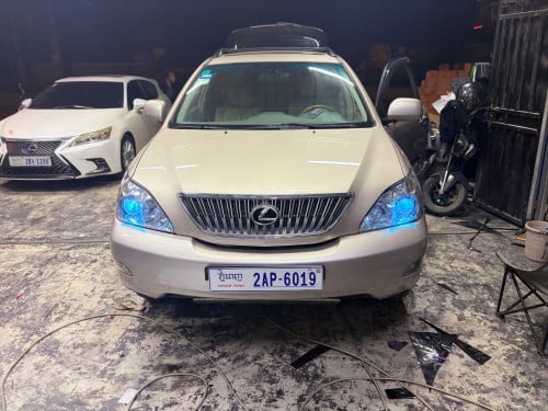 2004ប៉ុង1 មេឡាន ថ្មីដាច់