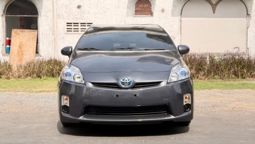2011 Prius option 4