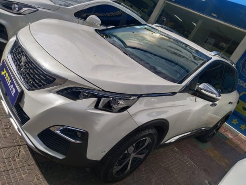 5,xxx$ ដកឡានបាន