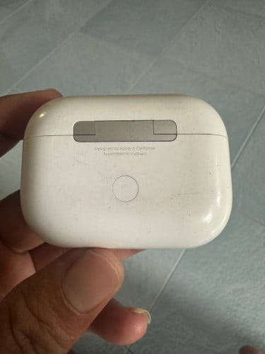 AirPods Pro 2 lightning មុខងារដំណើរការទាំងអស់ ស្ទើរសំបកត