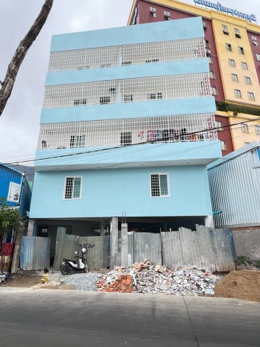 Building for rent 850m2