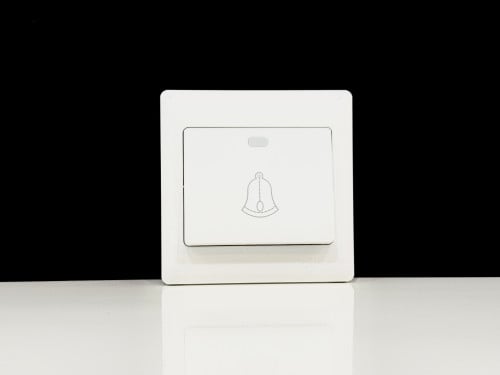 CHiNT Bell Switch NEW7-G30200A – Door Bell Switch 10AX 250V (737448)