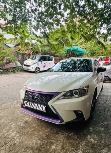 CT 200h 2013 For Rent /出租