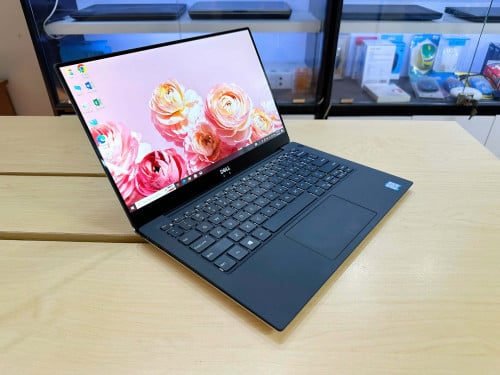 DELL XPS 13 7390 I5 10TH Generation  Touch Screen