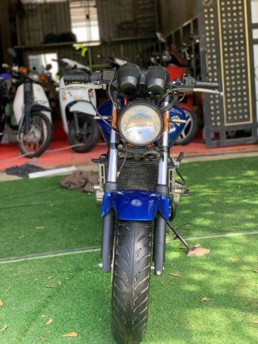 honda hornet 012​ ម៉ាស៊ីន​តាន់​ 1200$ ទិញ​ដាច់​ វ៉ៃ​ដូរ​ បង់​រំលោះ​បាន​