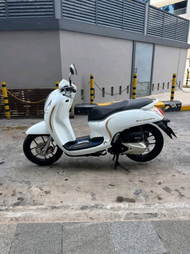Honda scoopy 2021