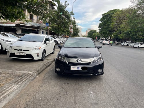 HS 250h ថ្មីទើបមកដល់