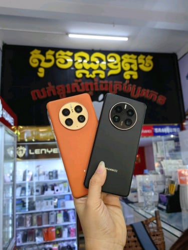 Huawei Mate50pro ram8G/512G sim2 របស់ក្រុមហ៊ុនស្អាត98%