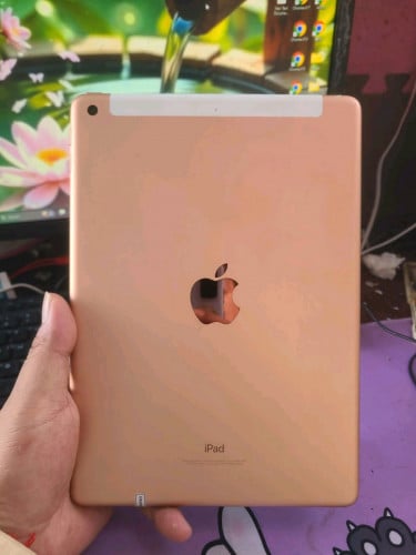 Ipad 6th generation ប្រើសុីម មេម៉ូរី 32gb