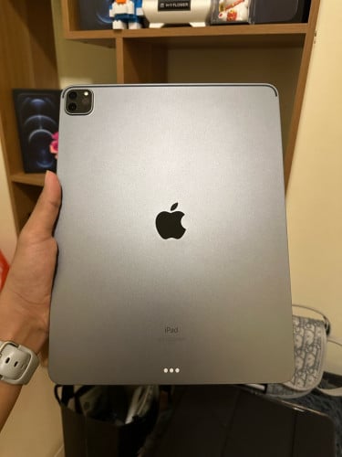 iPad Pro M1 12.9inch  ស្អាត99%