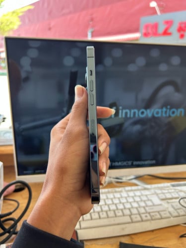 IPhone 12 Pro Max 128GB សុីនទាំងអស់លក់ 335$