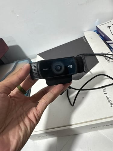 LOGITECH C922 Pro Stream Webcam 1080p មួយទឹក នៅស្អាត ដំណើរការ 100% លក់ត្រឹមតែ 39$ (ថ្មីកាលទិញ 95$)