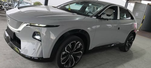 Mazda EZ60 Option HUD 100 inch