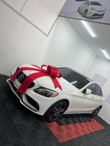 Mercedes C300 ស ក្នុងខ្មៅ ឡើង C63 ឡានស្អាត នាំចូលមកផ្ទាល់