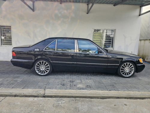 Mercherdes 1995 តួវែង ម៉ាស៊ីន៦