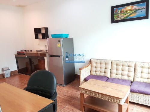 N702 | Western Studio Apartment For Rent in Toul Kork