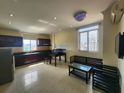 N720 | Furnished 2 Bedrooms Apartment with Lift For Rent in BKK3