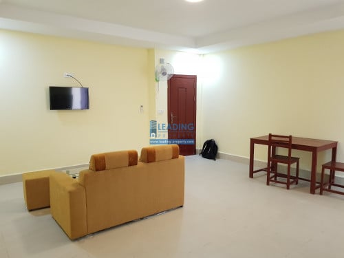 N787 | Spacious 1 Bedroom Apartment For Rent with Car Park