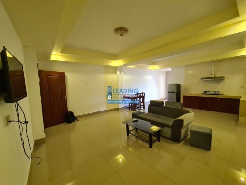 N991 | Spacious 1 Bedroom Apartment For Rent with Car Park