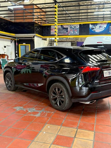 NX 200T 2015 Fsport ប៊ូតុង 4