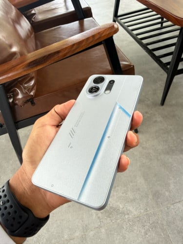Oppo K13 turbo pro 99%​ដូច​ថ្មី​ ​មានប្រអប់ឆ្នាំងសាក​មួយ​ឈុត​