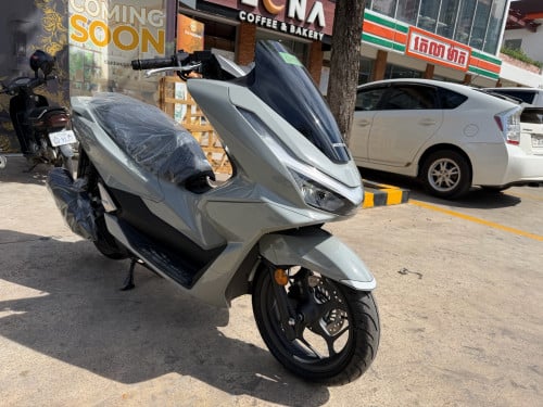 PCX 2025 Japan ទើបកាត់ថ្មីចរចាបាន