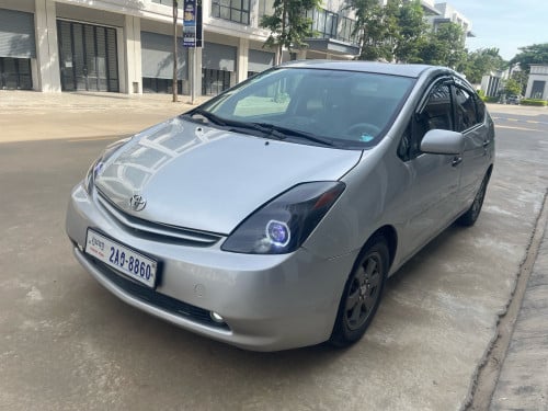 Prius 04 full