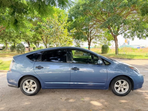 Prius 05 Full no map លេខ​BF