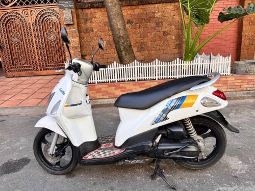 Suzuki lets (110cc, year2013, 620$) have all documents