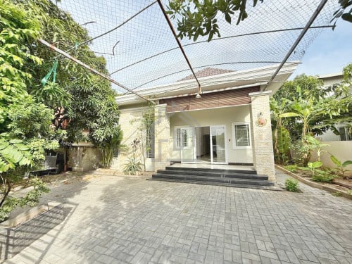 Townhouse 3 Bedrooms for RENT west of Russian Market_BTP