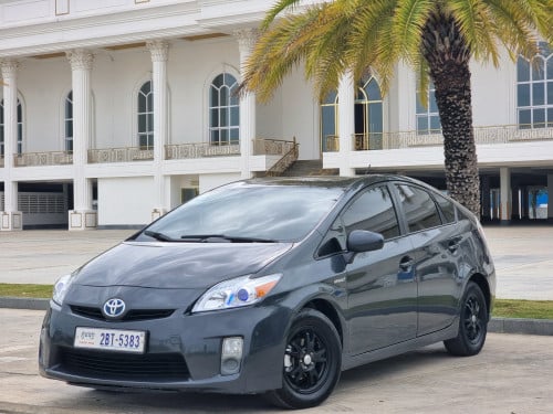 Toyota Prius 010 Option 2