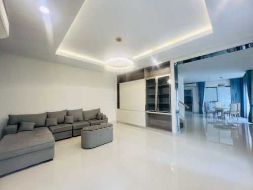 Twin A Villa For Rent In Borey Penghout Boeung Snor