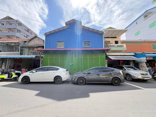 ឃ្លាំងសម្រាប់ជួលខណ្ឌទួលគោក ភ្នំពេញ