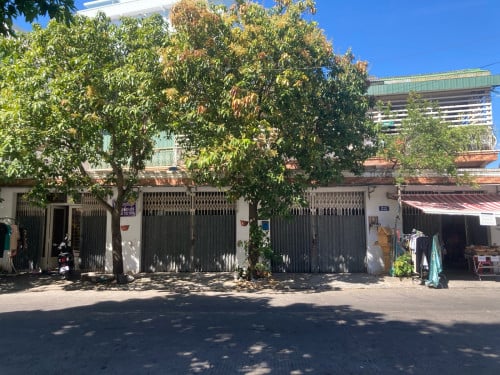 ផ្ទះលក់បន្ទាន់ ចរចារបាន