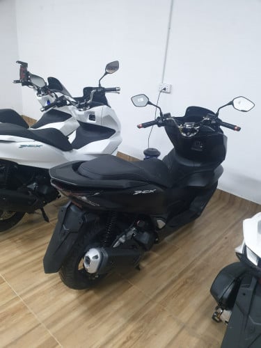 តោះបងៗអូនៗ ម៉ូតូស្អាត់ តម្លៃធូ