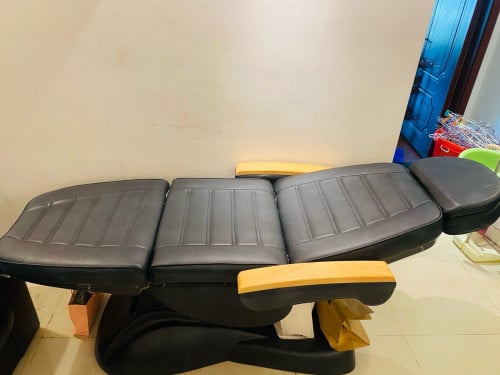 គ្រែម៉ាស្សា