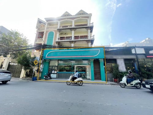 ម៉ាតសម្រាប់ជួល នៅបឹងត្របែក