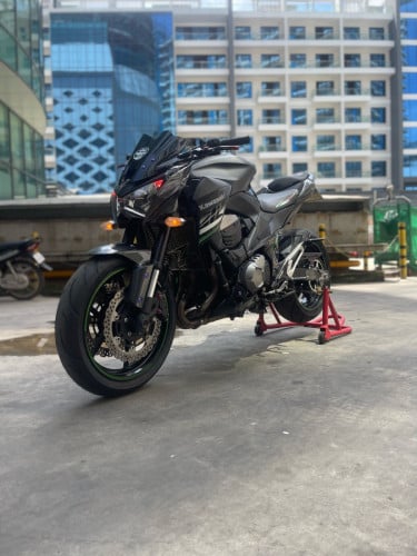 ចង់លក់ម៉ូតូមួយនៅស្អាតណាស់ពន្ធពេញឆ្នាំអាចចរចាគ្នាបាន