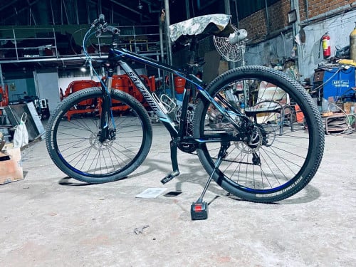 កង់លក់ទុកចោលមិនសូវជិះ