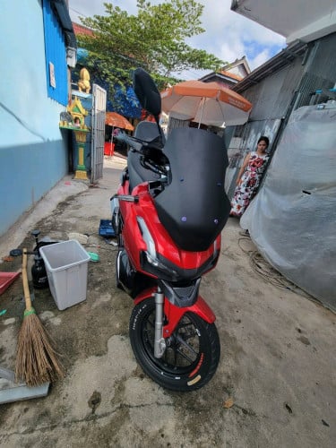 ម៉ូតូលក់