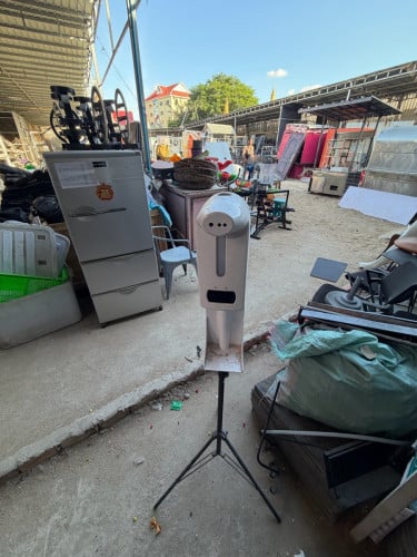 ម៉ាស៊ីន​វាស់​កំដៅ​សំលាប់​មេរោគ