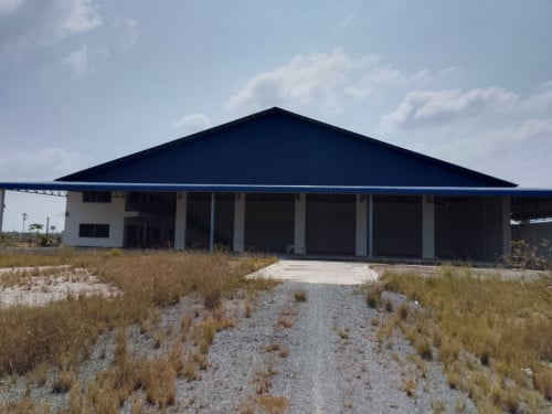 ឃ្លាំង និងដីជួលផ្លូវជាតិលេខ៣