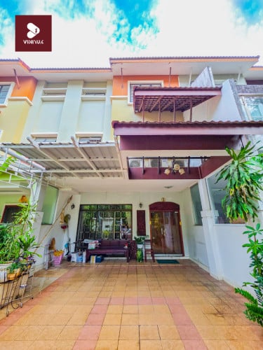 វីឡាកូនកាត់សម្រាប់ជួលនៅបុរីសាន់វ៉េ